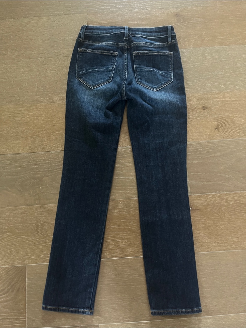 Sundance Driftwood Audrey Embroidered Floral Jeans | Dark Wash‎ | size 26 - Picture 4 of 11